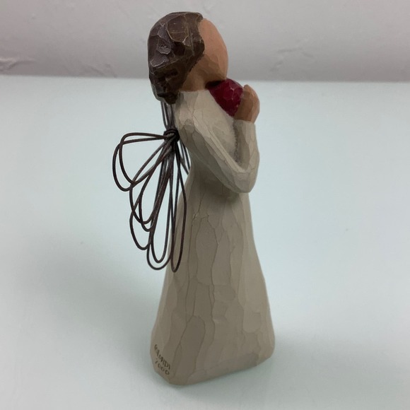 Vintage Willow Tree Angel of the heart figure by Susan Lordi 2000 4.75 tall EUC - Picture 7 of 8